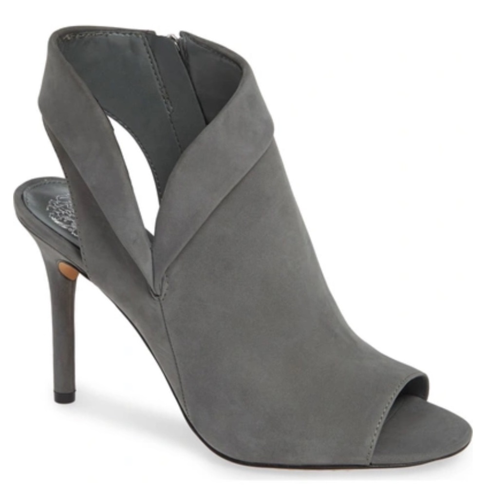 🌸VINCE CAMUTO🌸 Cholia Asymmetrical Sandal Bootie In Smoke Stack Nubuck Size: 12